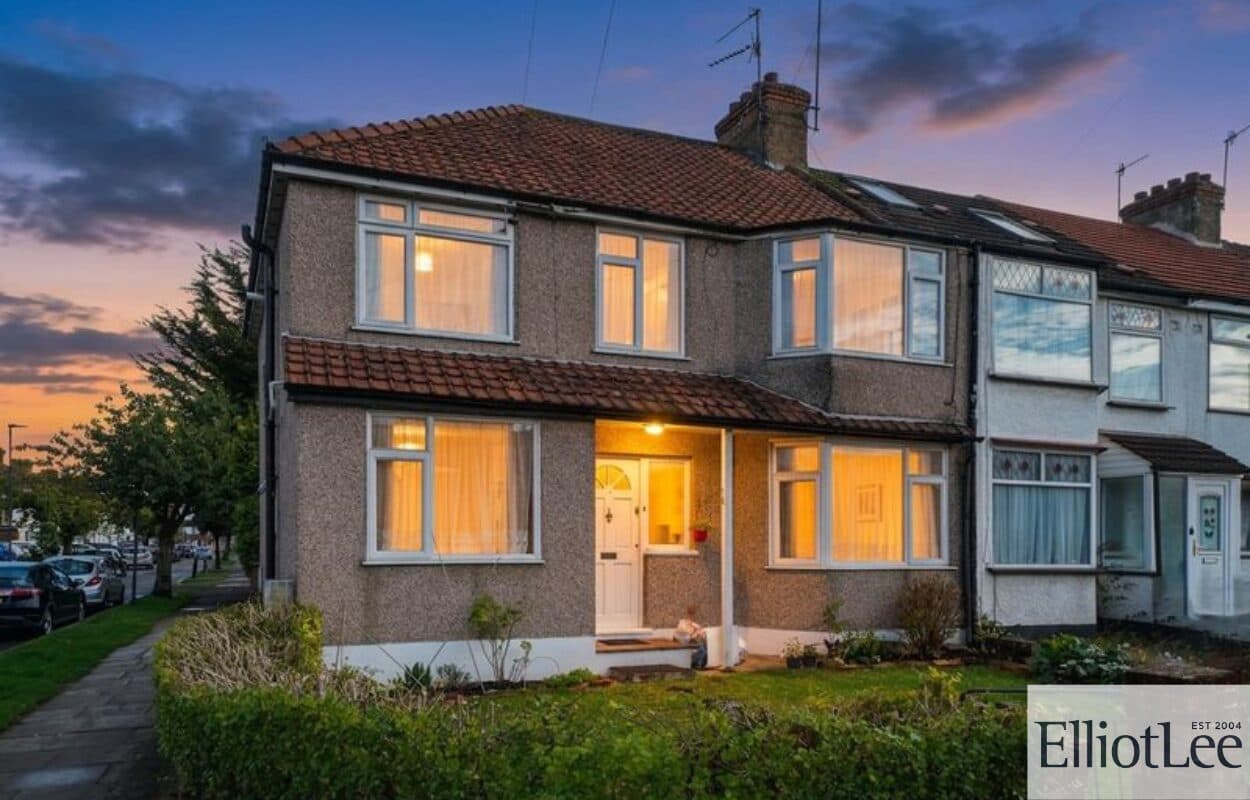 Roxeth Green Avenue, Harrow, HA2