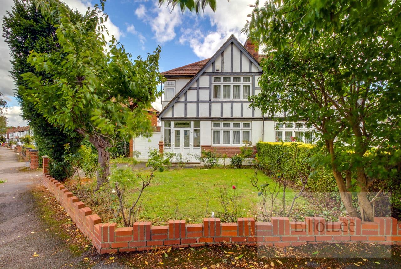 Carlton Avenue West, Wembley, HA0
