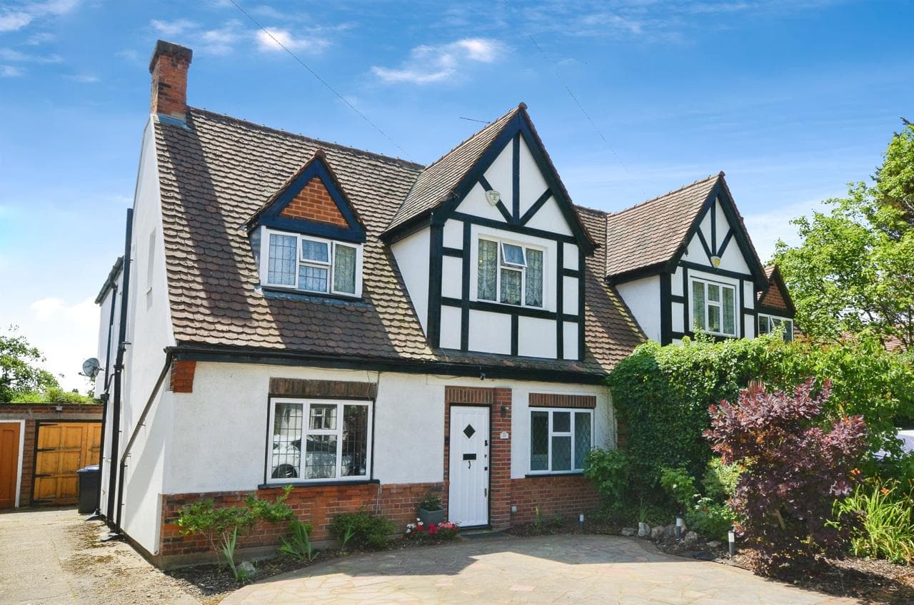 Medway Gardens, Wembley, HA0