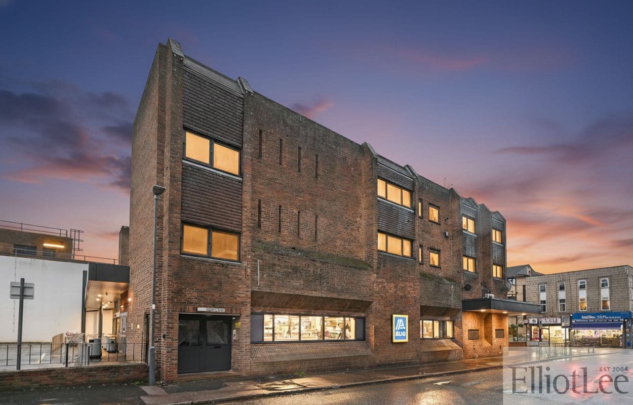 Corbins Lane, Harrow, HA2