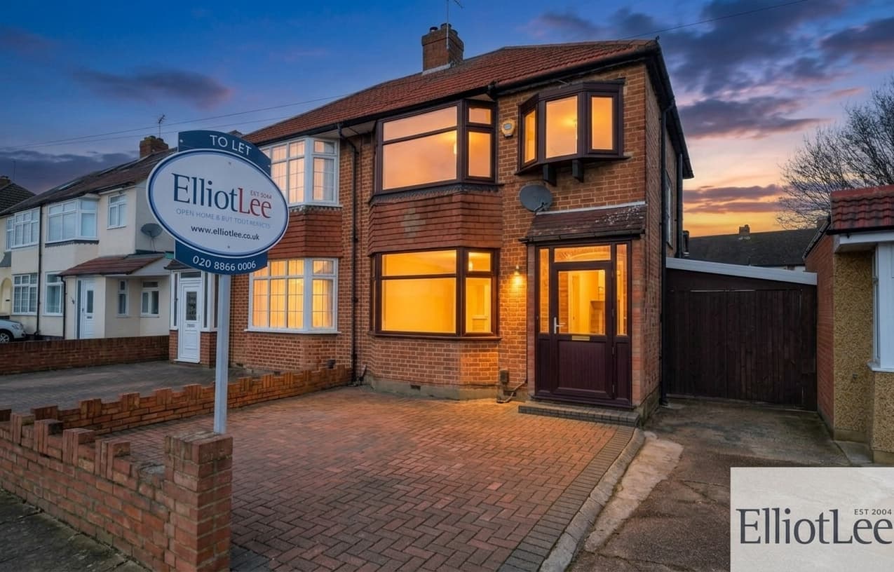 Ryefield Avenue, Uxbridge, UB10