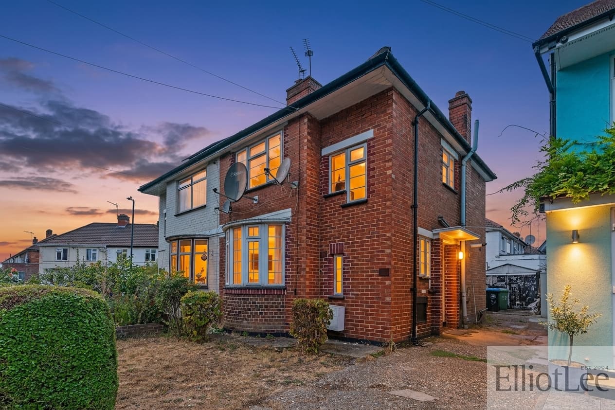 Queensbury Road, Wembley, HA0